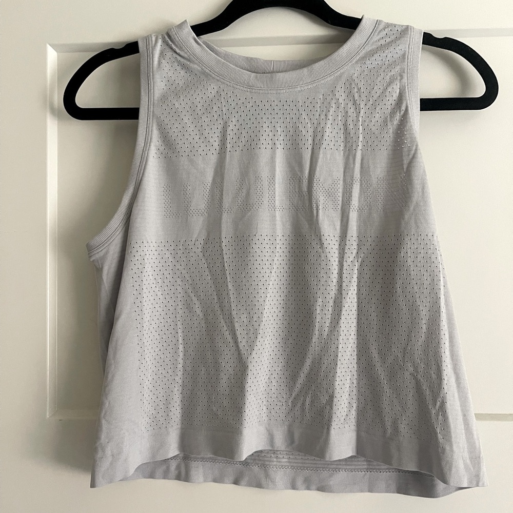 Lululemon grey muscle tank size 6
